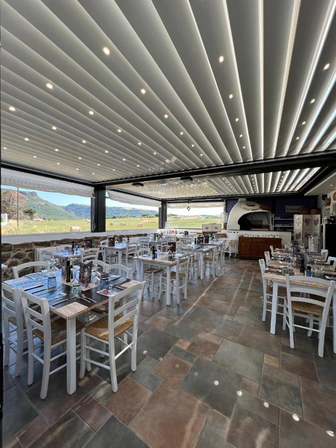 B&B La Roccia Кастелсардо Екстериор снимка