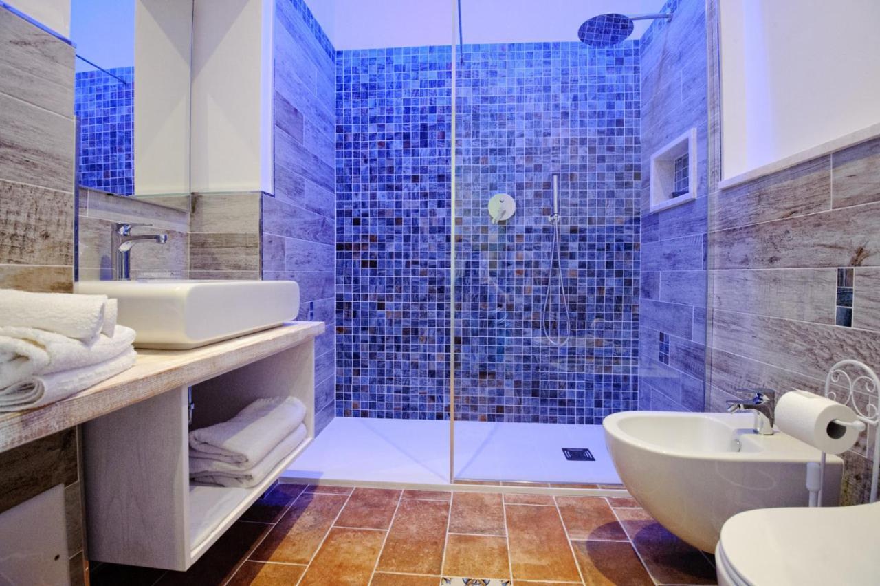 B&B La Roccia Кастелсардо Екстериор снимка